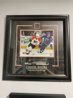 Daniel Briere Philadelphia Flyers Framed Wall Art - Autographed